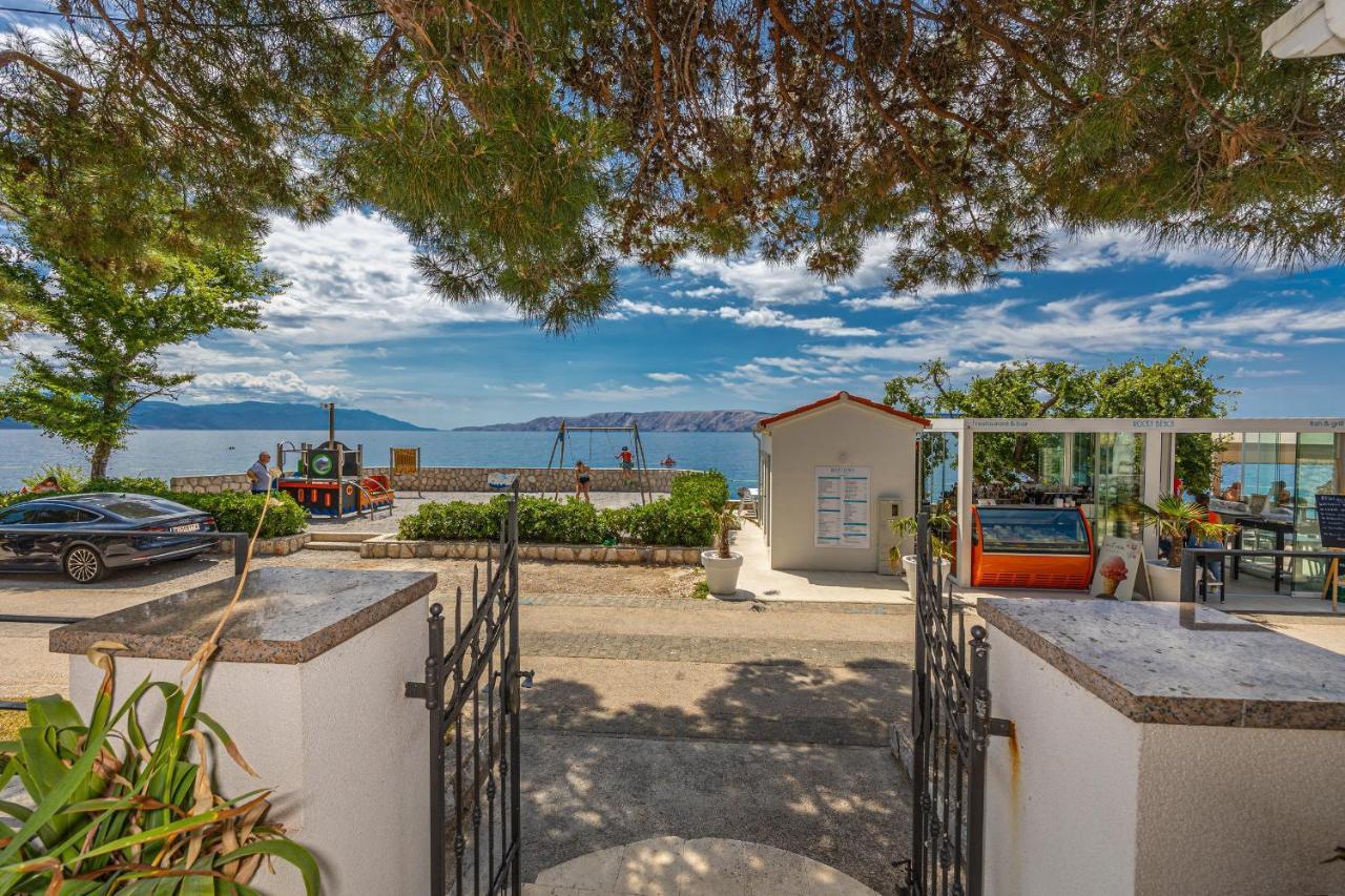 Sea La Vie Rooms Novi Vinodolski Exterior photo